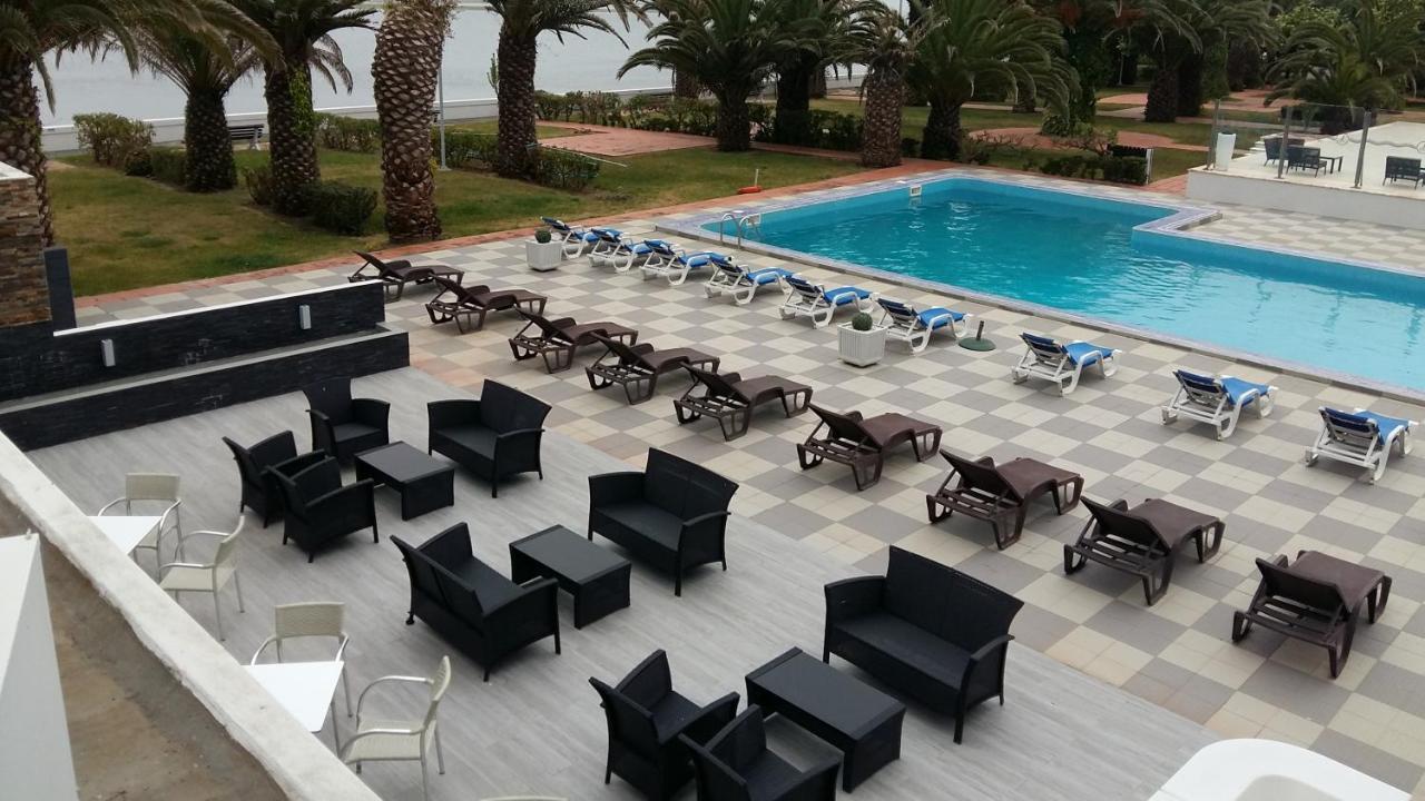 Riabela Inn Торейра Екстериор снимка