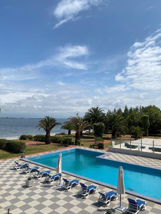 Riabela Inn Торейра Екстериор снимка