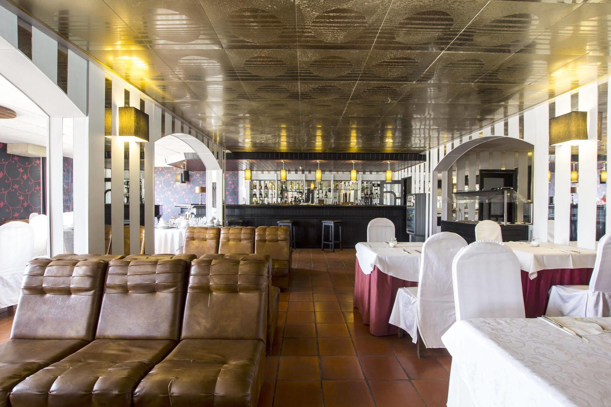 Riabela Inn Торейра Екстериор снимка
