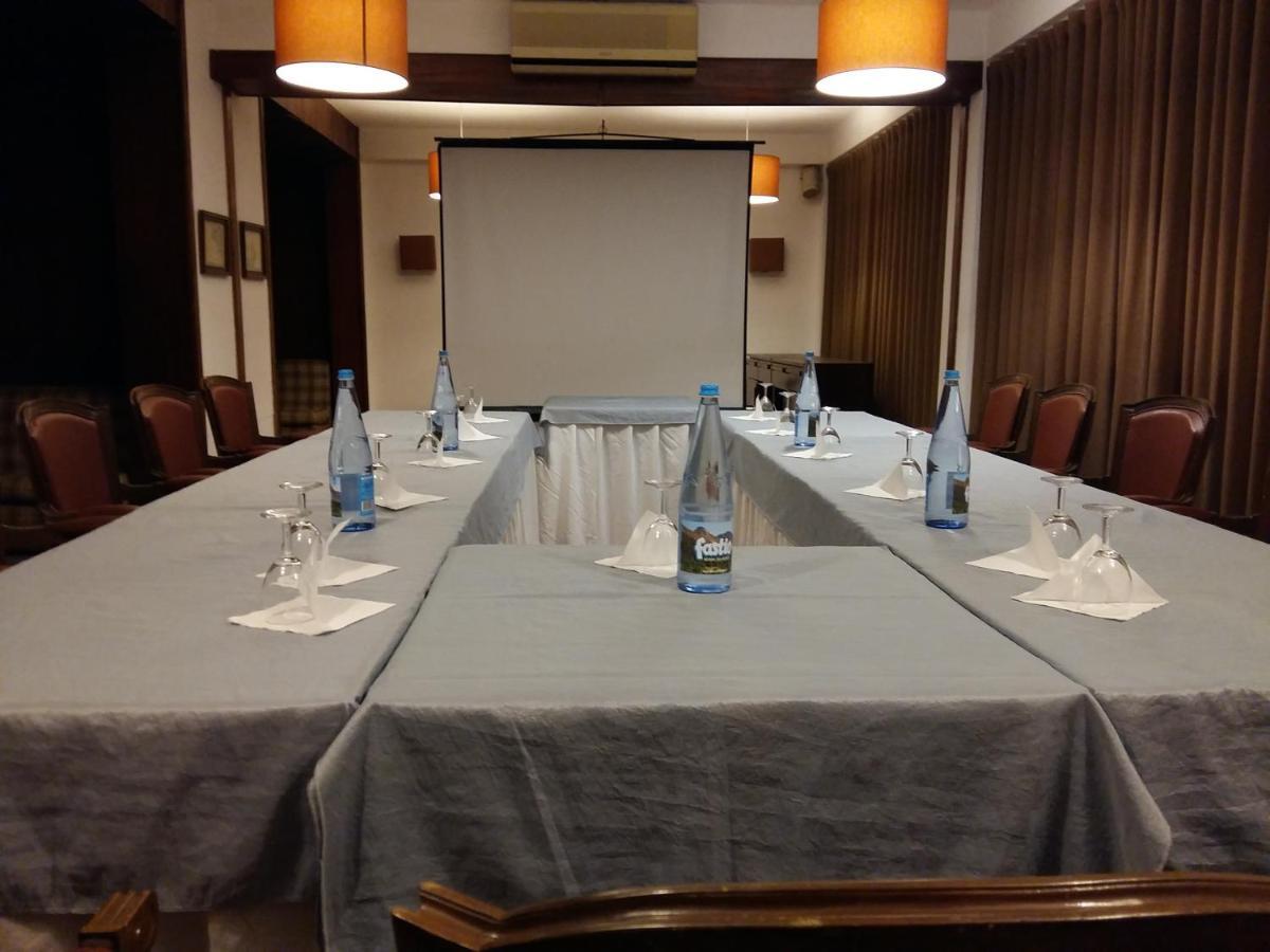 Riabela Inn Торейра Екстериор снимка